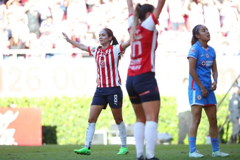 Las Chivas alcanzaron la semifinal de la Liga Mx Femenil.
