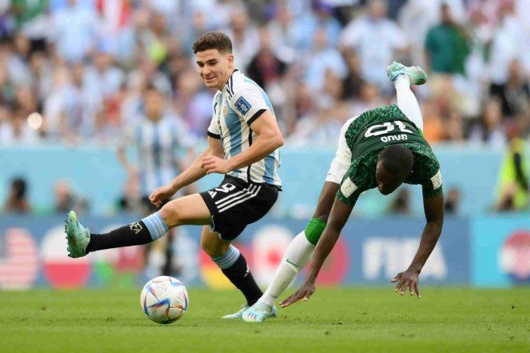 Qatar 2022: Arabia Saudita da la gran campanada y vence a Argentina 1 ARGENTINA