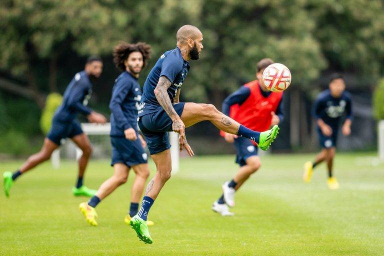 Liga MX: Pumas recibiría un dineral de la FIFA si Dani Alves llega a la final 1 Liga MX: Pumas recibiría un dineral de la FIFA si Dani Alves llega a la final