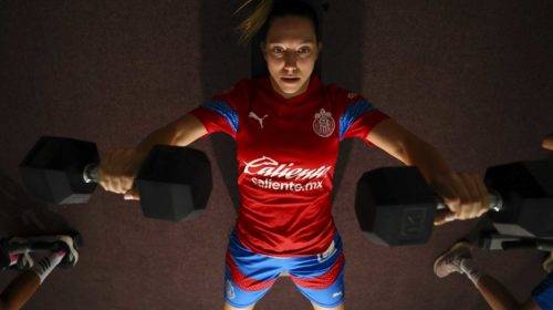 Chivas Femenil continúan con pretemporada en Manzanillo