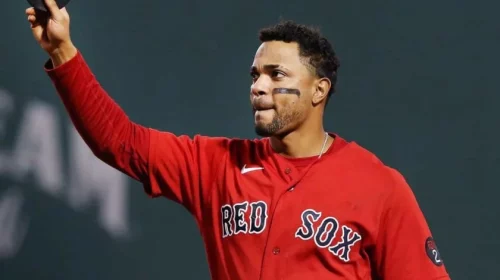 Los Padres de San Diego firman a Xander Bogaerts por 280 millones de dólares