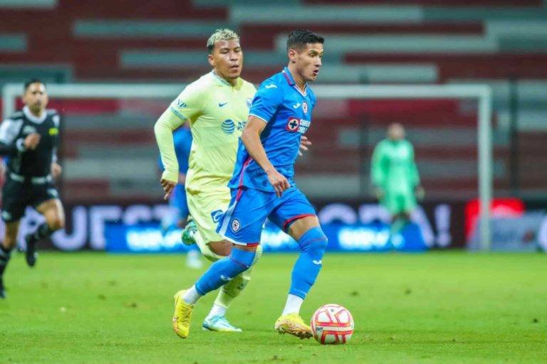 Cruz Azul vence 2-1 al América y avanza a la final de la Copa Sky