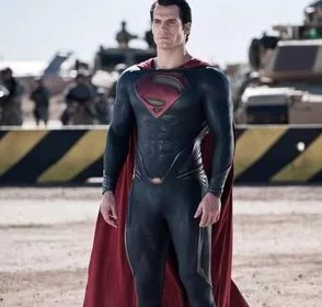 Henry Cavill cambió a Superman por Warhammer 40k