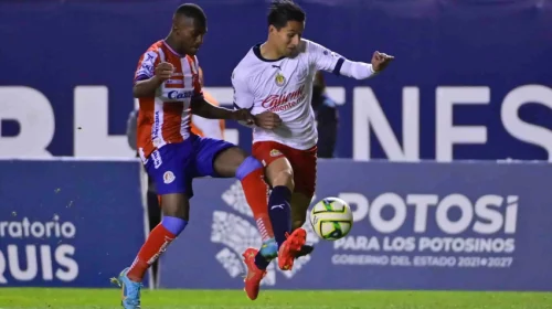 Chivas no puede con el San Luis ni con un jugador más