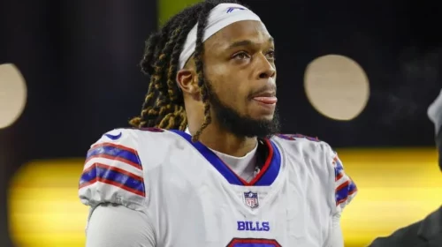 Damar Hamlin jugador de los Bills en estado crítico