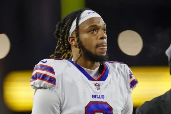 Damar Hamlin jugador de los Bills en estado crítico