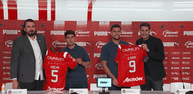 Chivas presenta al Pocho Guzmán y Daniel Ríos