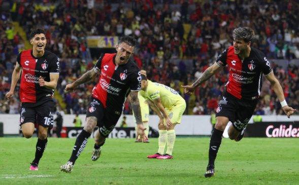 Lee más sobre el artículo Brian Lozano brilla en empate del Atlas 2-2 con el América en el Estadio Jalisco