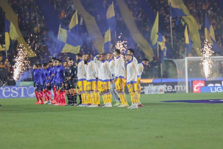 Rayados vence 1-0 a Tigres con gol de Luis Romo