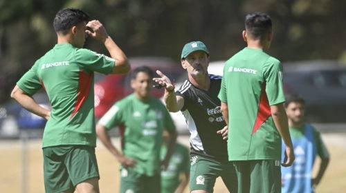 Cocca responde a la no convocatoria del Pocho Guzmán y la Chofis López