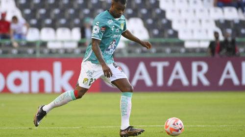 León avanza sin problemas y elimina al Tauro