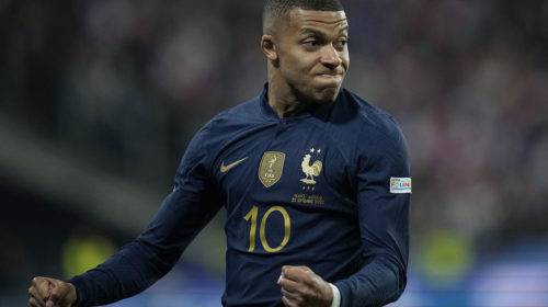Kylian Mbappé, nuevo capitán de Francia
