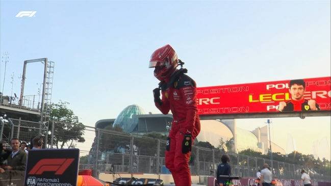 Charles Leclerc arrancará primero y Checo Pérez lo hará desde la tercera posición.