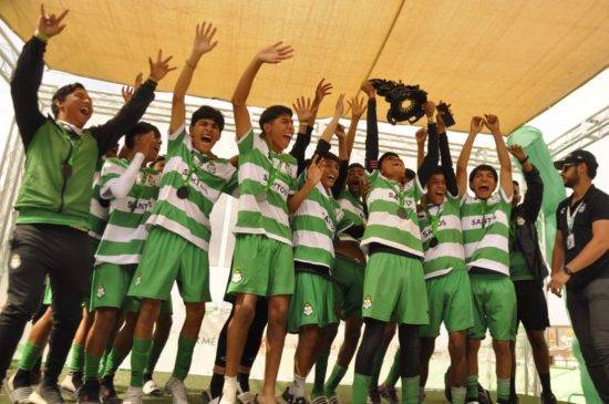 Lee más sobre el artículo Un éxito la onceava Copa Internacional Santos Peñoles de Futbol