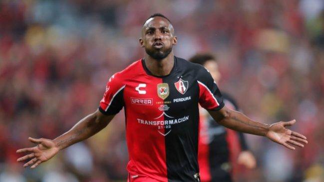 Lee más sobre el artículo Julián Quiñones a un paso de llegar al América