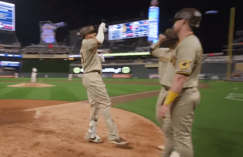 Los San Diego Padres se reencuentran con el triunfo al derrotar 6-1 a los Twins 1 Machado remolcó tres carreras con su cuadrangular para los San Diego Padres.