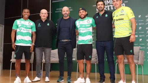 Santos Laguna presentó a sus refuerzos.