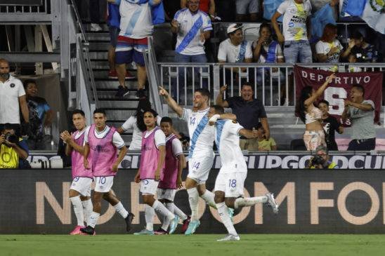 Lom marcó el único gol del encuentro para el triunfo de Guatemala.