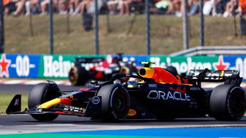 Sergio Checo Pérez terminó en la tercera posición en Hungría.