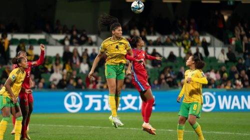 Panamá cayó por un gol con Jamaica.