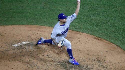 Julio Urias sufrió su sexta derrota de la temporada con los Dodgers.