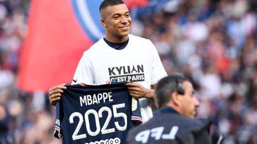 Mbappé cumplirá su contrato con el PSG.