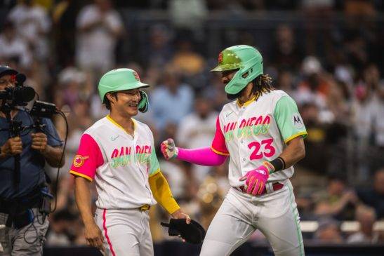 Lee más sobre el artículo Los Padres vencen nuevamente a los Giants en noche de cuadrangulares