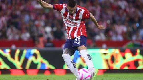 Roberto El Piojo Alvarado.