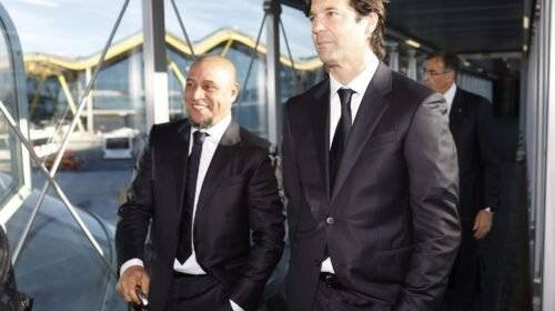 Roberto Carlos entre los invitados al encuentro.