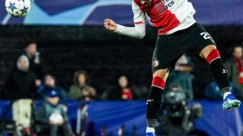 Debut con gol para Santiago Giménez en la Liga de Campeones de Europa.