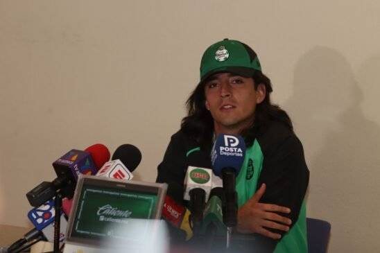 Lee más sobre el artículo Carlos Acevedo “No he perdido terreno en la lucha por la portería de la Selección Mexicana”