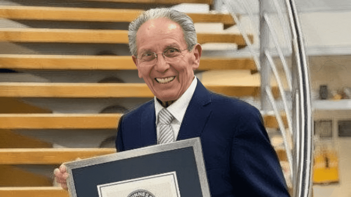Héctor Benavides falleció a los 82 años.