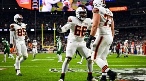 BROWNS con gran actuación defensiva ante los JETS.