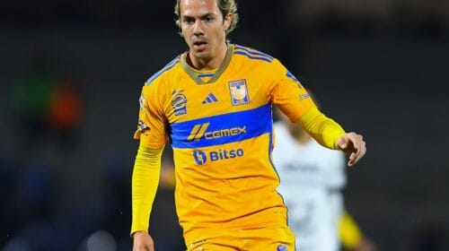 Sebastián Córdova mediocampista de los Tigres.