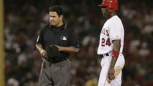 ALFONSO MÁRQUEZ, umpire de la MLB.