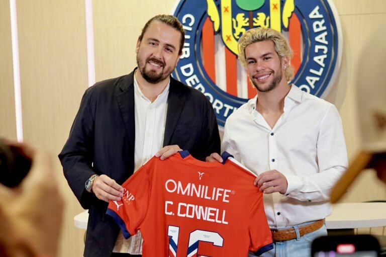 Cade Cowell es oficialmente jugador de Chivas
