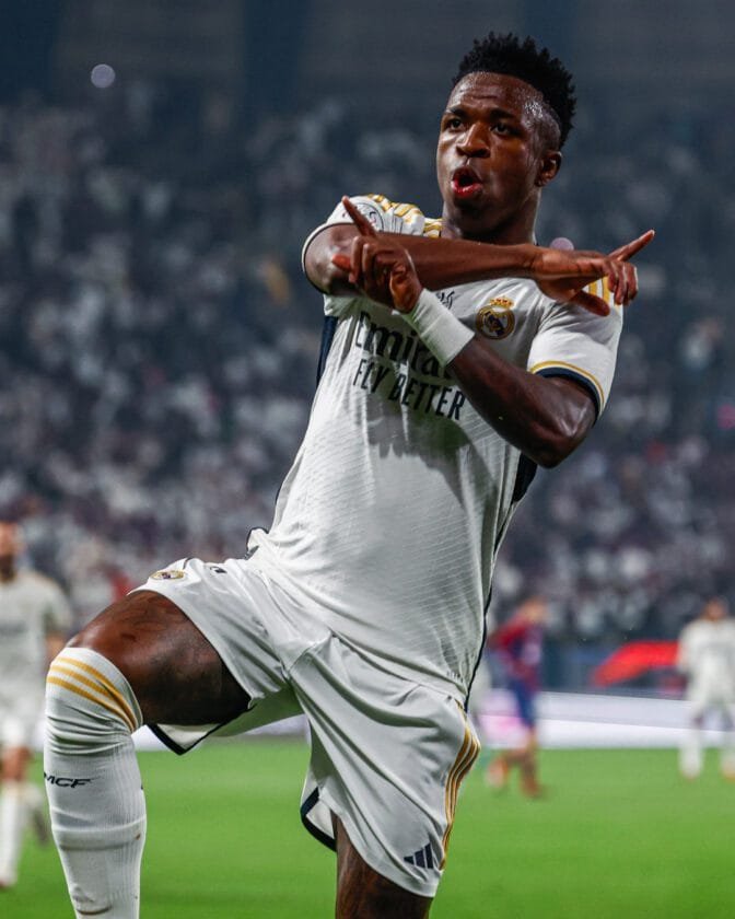 VINICIUS JR. fue la gran figura con TRES GOLES.