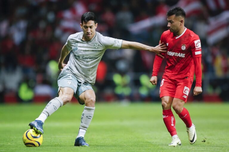 Toluca vence 1-0 a Santos Laguna con gol de Volpi