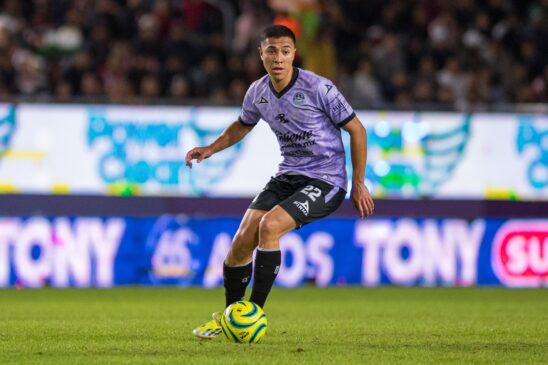 Lee más sobre el artículo Mazatlán FC logra empate de último minuto con Chivas 2-2