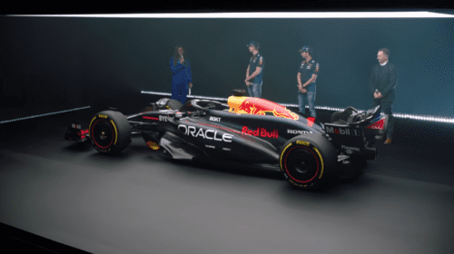 Red Bull presentó el RB20 el auto con el que intentará ganar la temporada 2024