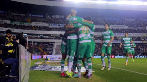 Santos Laguna liga triunfos en la Liga Mx