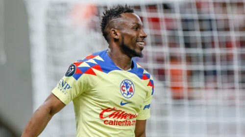 América golea 3-0 a Chivas