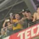 Veta LIGA MX a dos aficionados por incidentes en el Clásico Regio