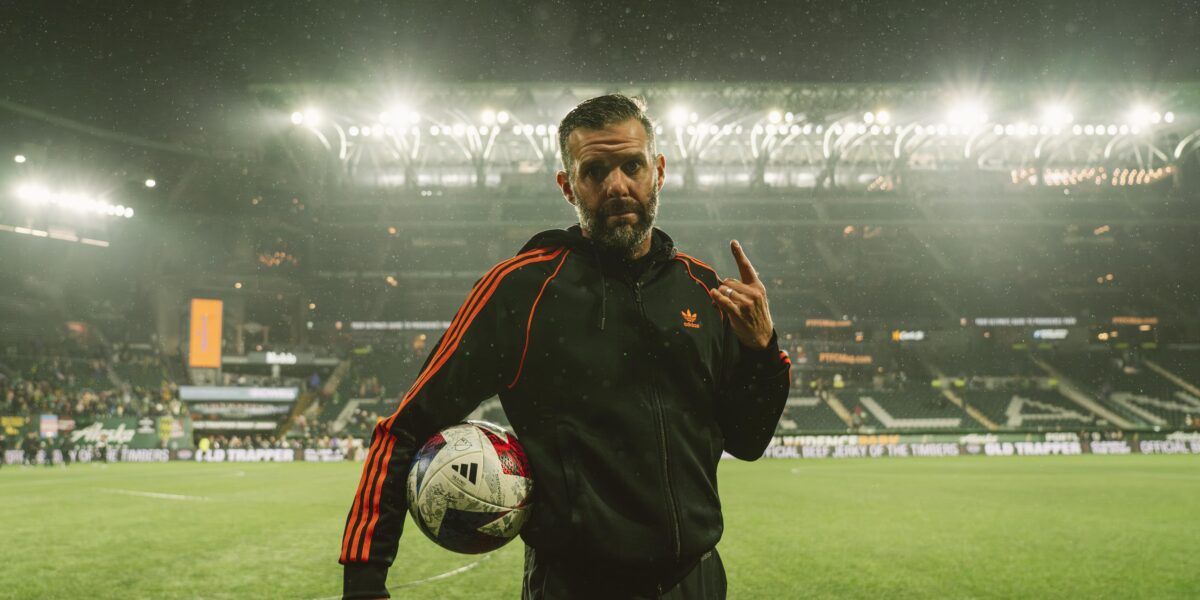 Ben Olsen firma como entrenador del Houston Dynamo FC hasta el 2026