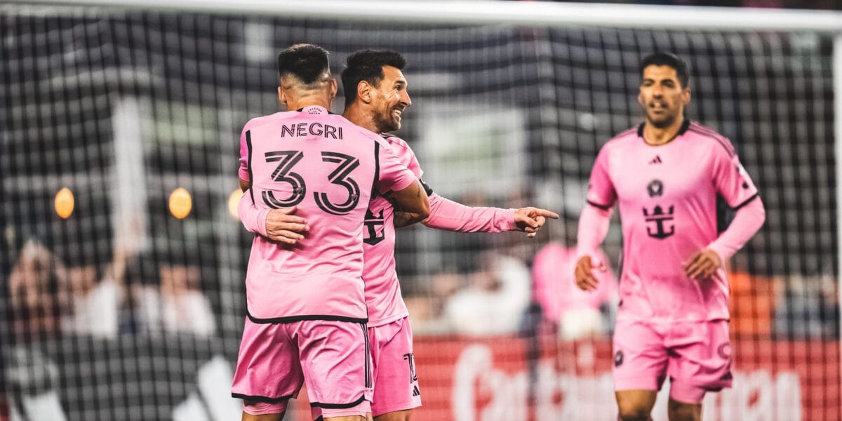 Messi marca doblete en goleada del Inter Miami 4-1 sobre New England