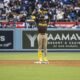 Padres continúa imparable, vence 7-3 a Brewers