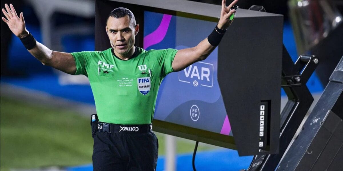 Gato Ortiz tomó la decisión de marcar penal pese a opinión del VAR