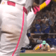 Padres dejan tendidos a los Dodgers en Petco Park