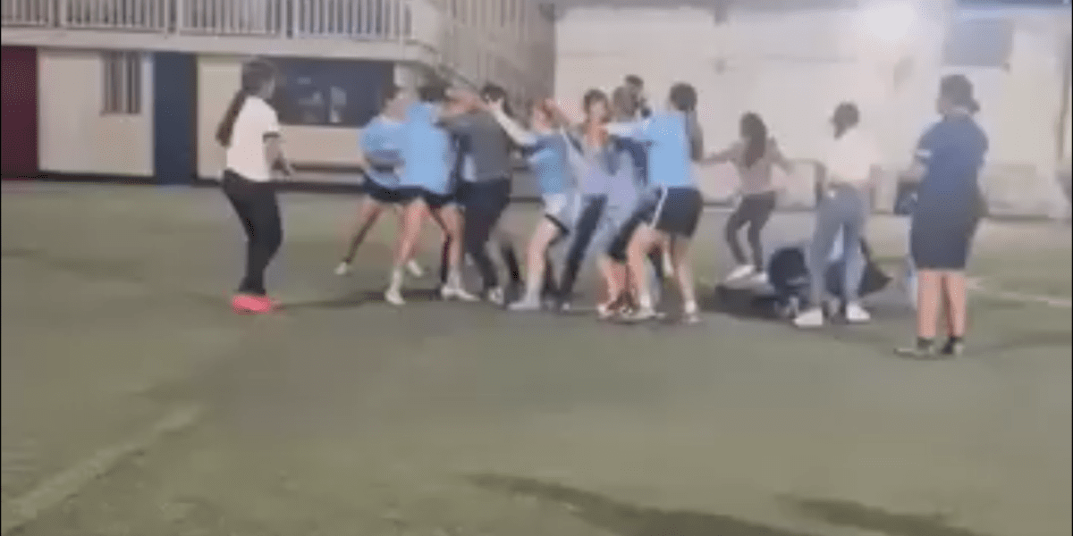 Partido de futbol femenil termina en batalla campal (video)