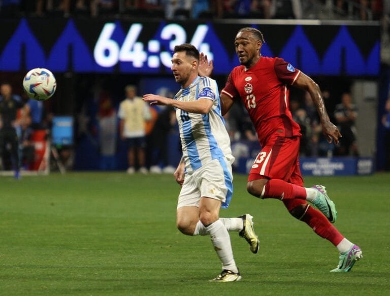 Copa América: Argentina derrota 2-0 a Canadá 1 Leo Messi